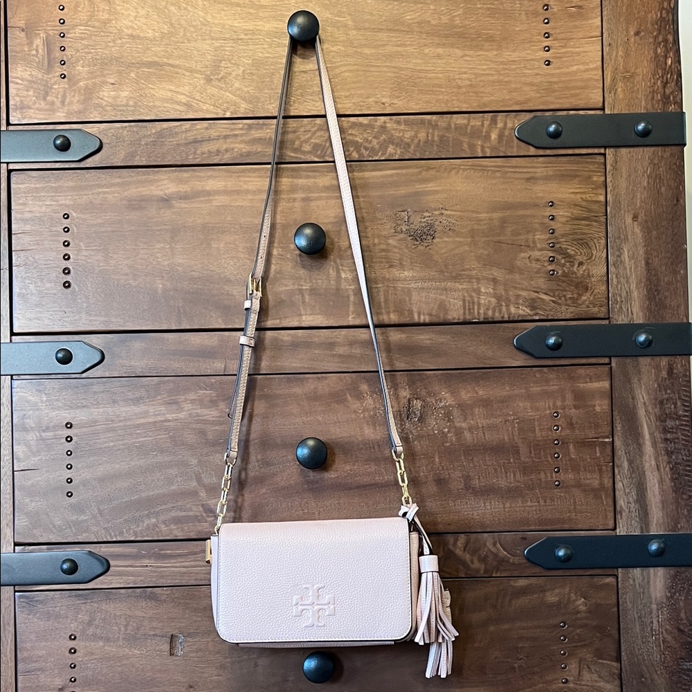 Tory Burch Light Pink Thea Crossbody Bag - Picture 2 of 16